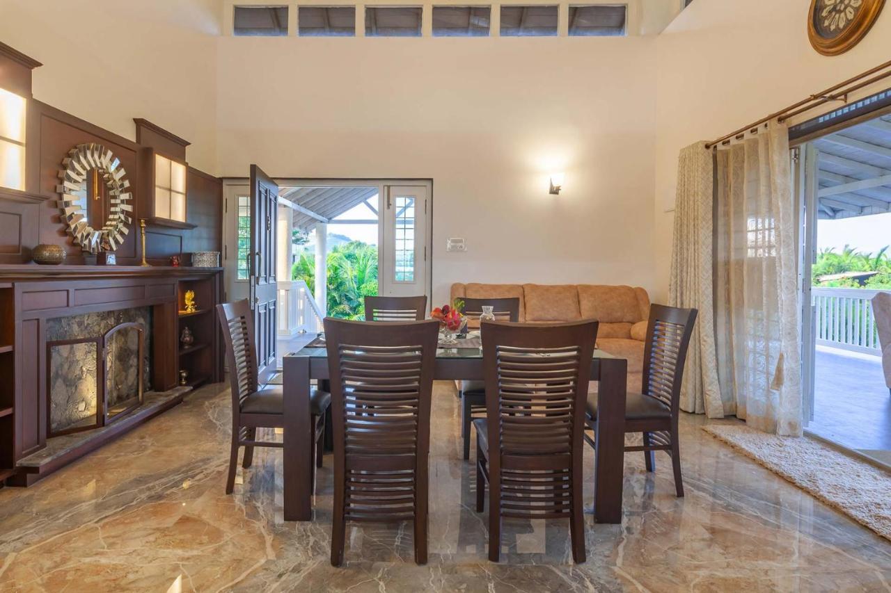 Stayvista'S Lake La Vie - Tranquil Lake-View Villa Amidst Farmland With Pool And Poolside Gazebo - Proximity To Sula Nashik Exterior foto